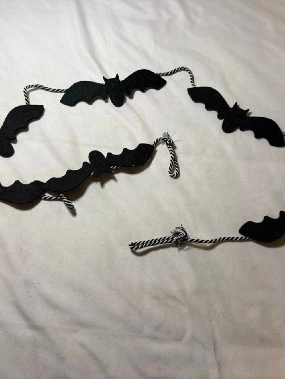 Black & White Bat Garland Like New